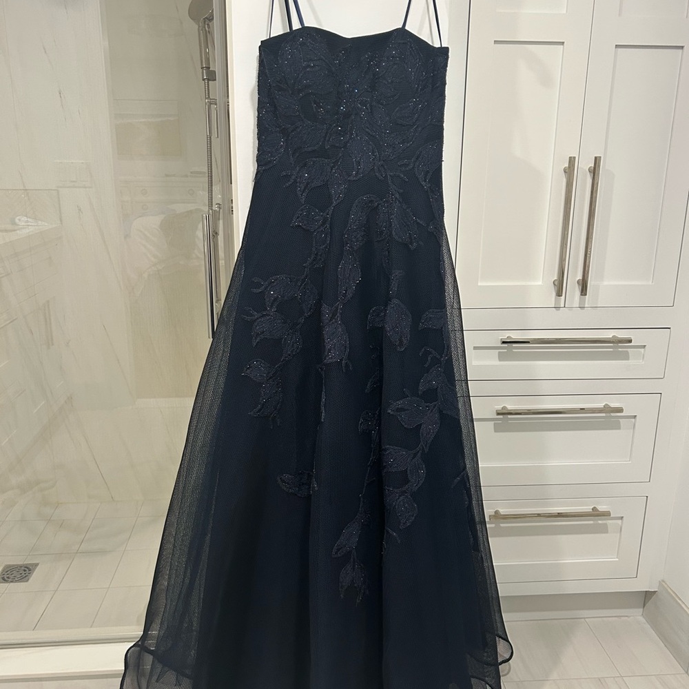 Hynes Park Elegant Navy Blue Evening Gown Mother of the Bride Dress NWOT - Picture 5 of 6